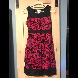 Motherhood Maternity tie back dress